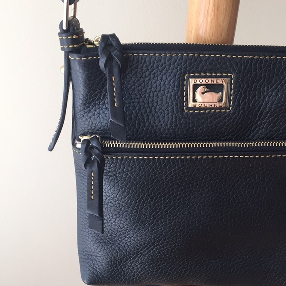 DOONEY & BOURKE Pebble Grain Leather Crossbody - Picture 3 of 16